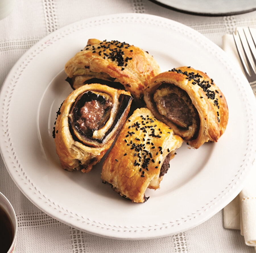 Köfte Patlıcanlı Rulo Milföy