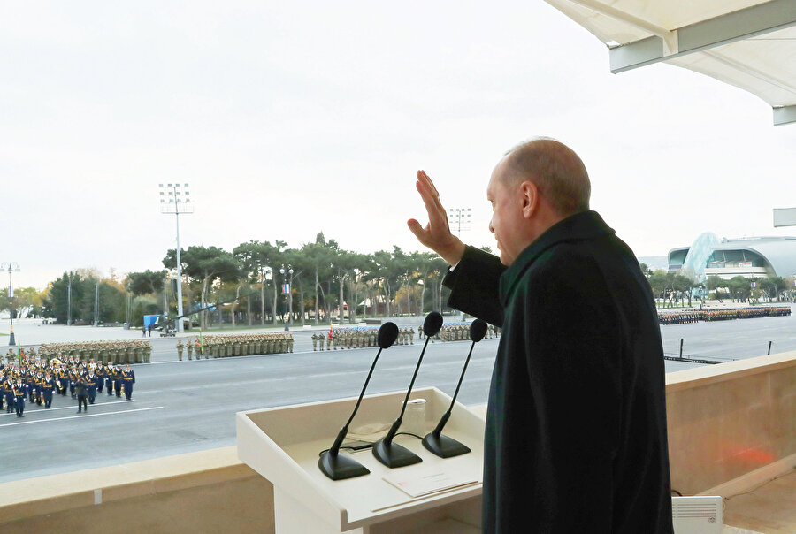Cumhurbaşkanı Recep Tayyip Erdoğan kalabalık bir heyetle görkemli törenin konuğuydu.