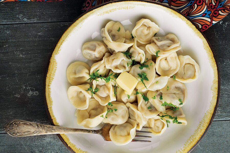 Rus Mantısı (Pelmeni)