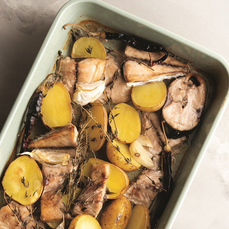 Acılı Kekikli Patatesli Palamut