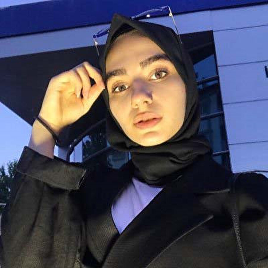 17 yaşındaki Feyza Nur
