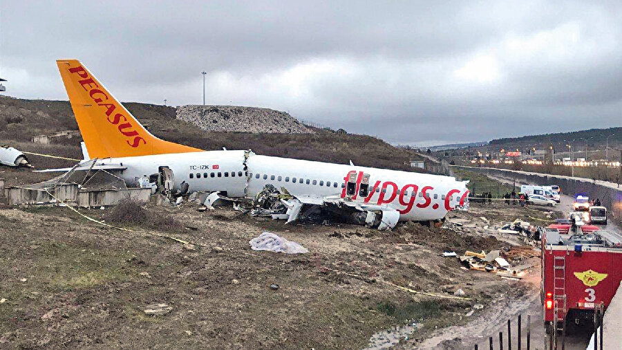 5 Şubat: Pegasus Havayollarına ait uçak iniş sırasında pistten çıktı. 3 kişi vefat etti.