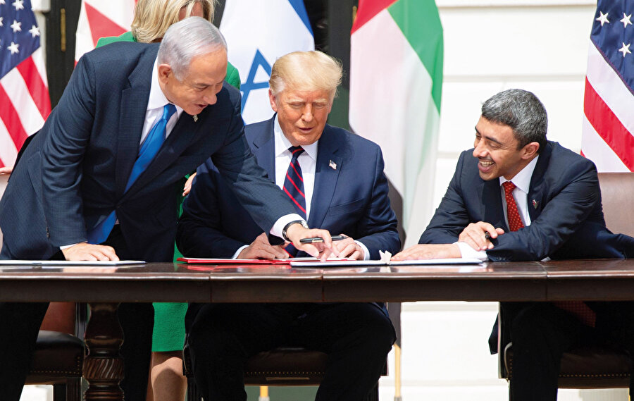 13 Ağustos: BAE ve İsrail, normalleşme anlaşması imzaladı.