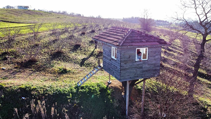 Herkesin hayalini kurduğu hayatı yaşıyor