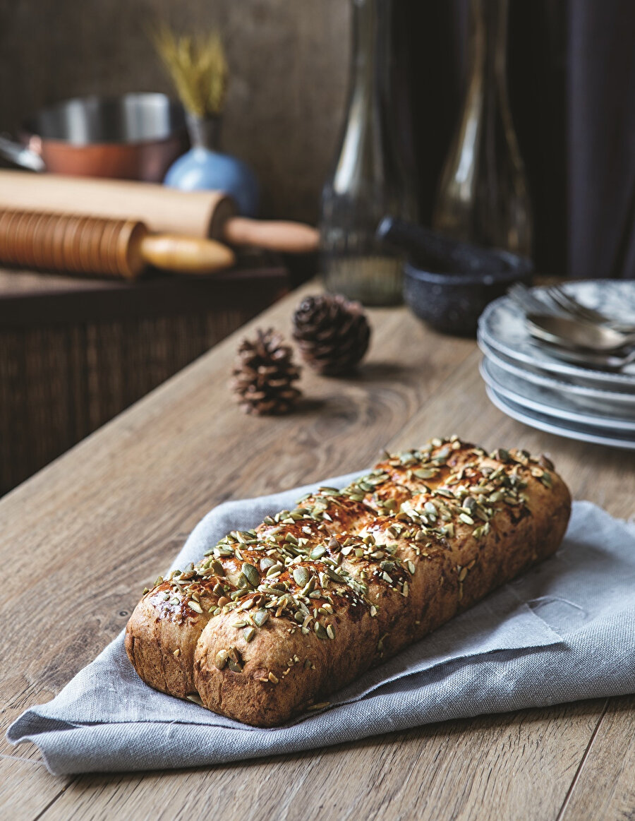 Çekirdekli Kolay Brioche