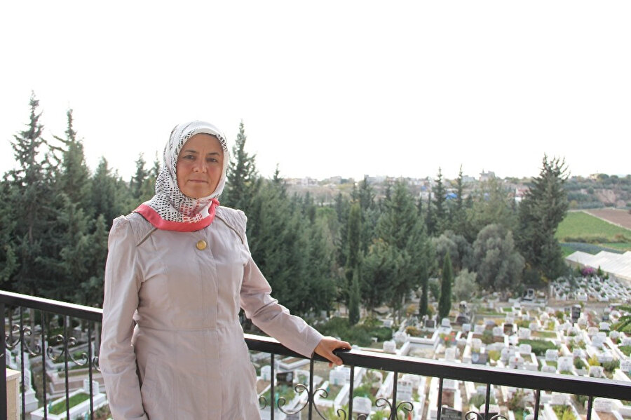 Mesleğini duyan yanından korkup kaçıyor