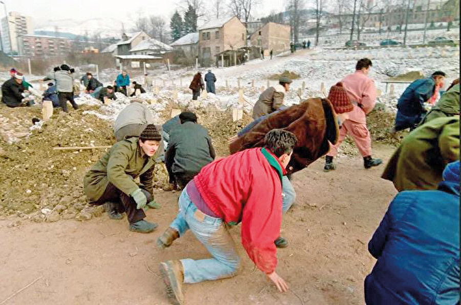 Sırpların hunhar Çetnikleri varsa Hırvatların da aynı beterlikte Ustaşası var. 