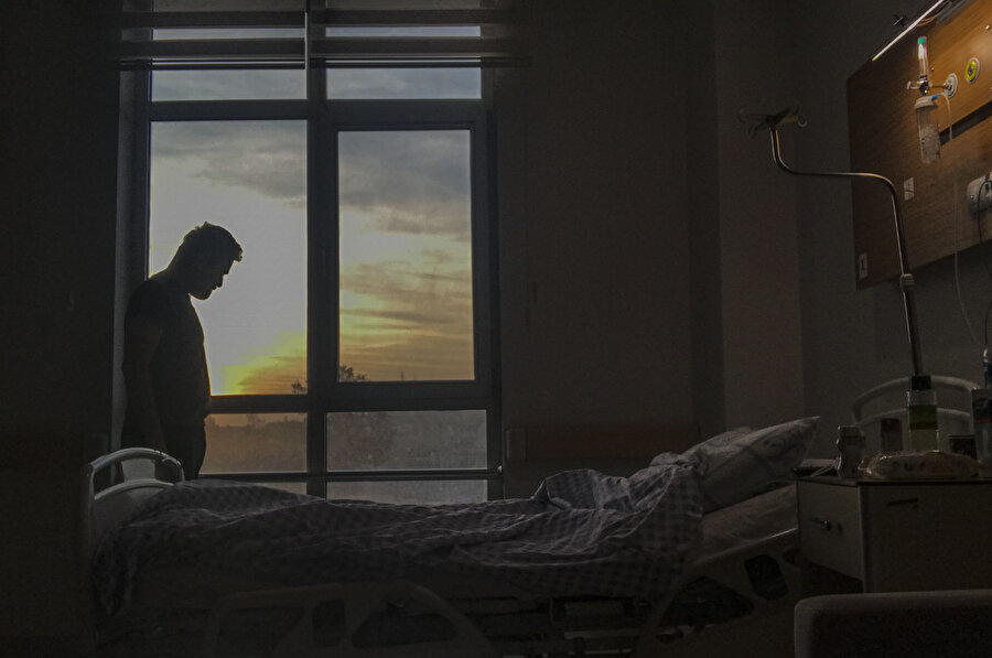 26 günlük tedavi sürecini çektiği fotoğraflarla anlattı