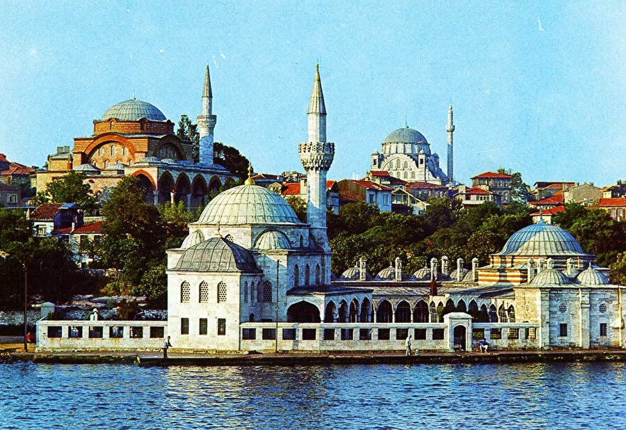 Şemsi Paşa Camii