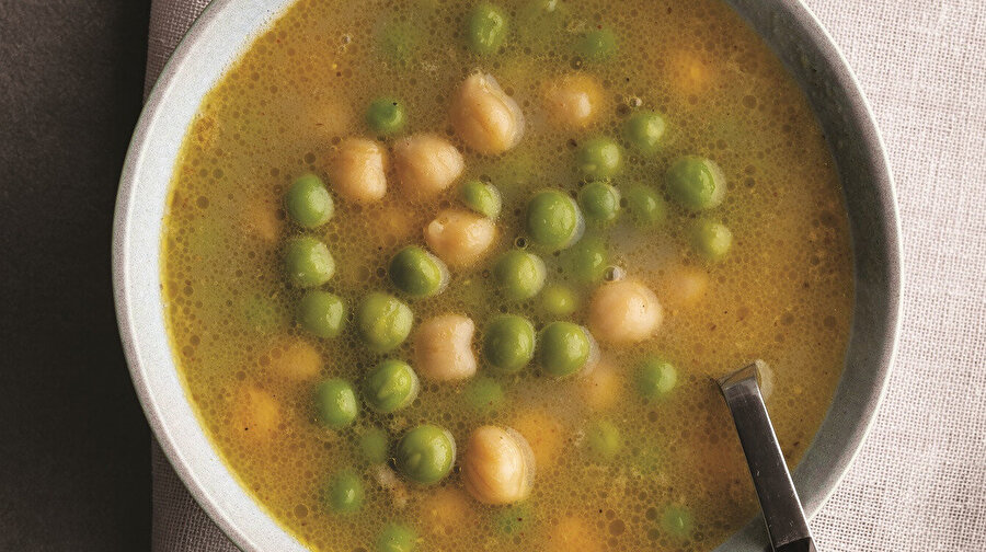 Bezelyeli Çorba tarifi