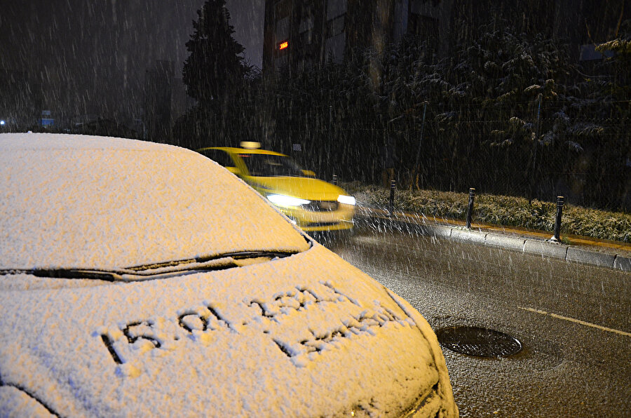 🤗Özlemiştik: İstanbul'a lapa lapa kar yağdı❄🌨