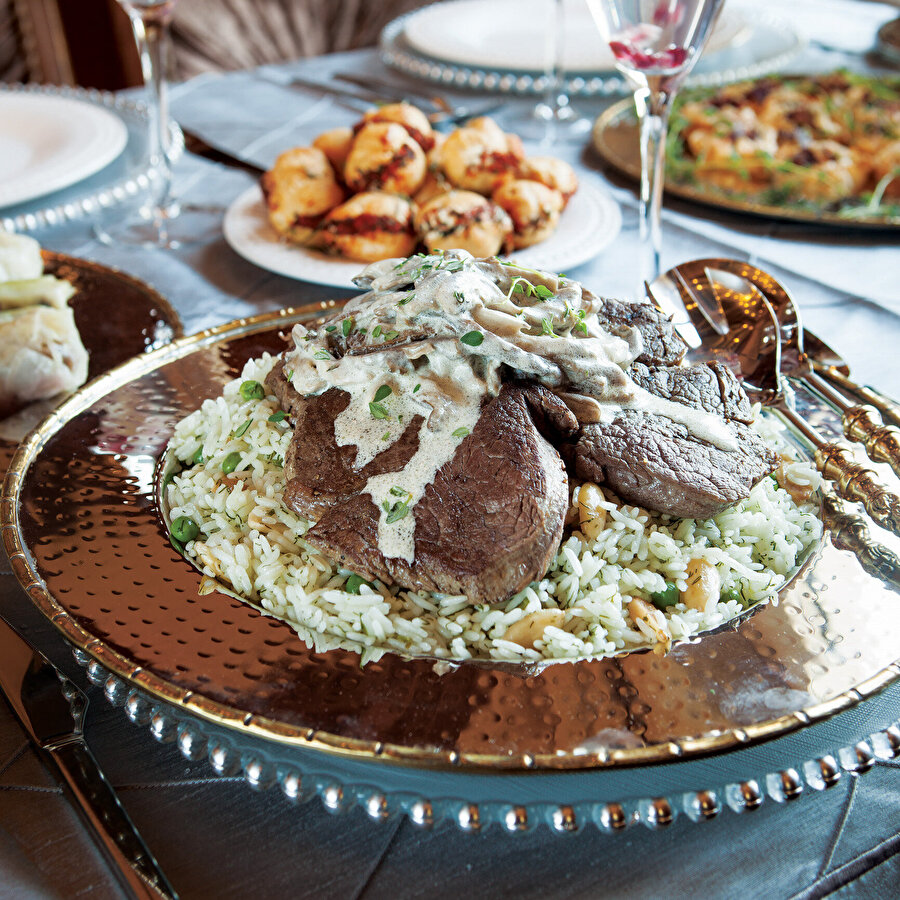 İstiridye Mantarı Soslu Bonfile