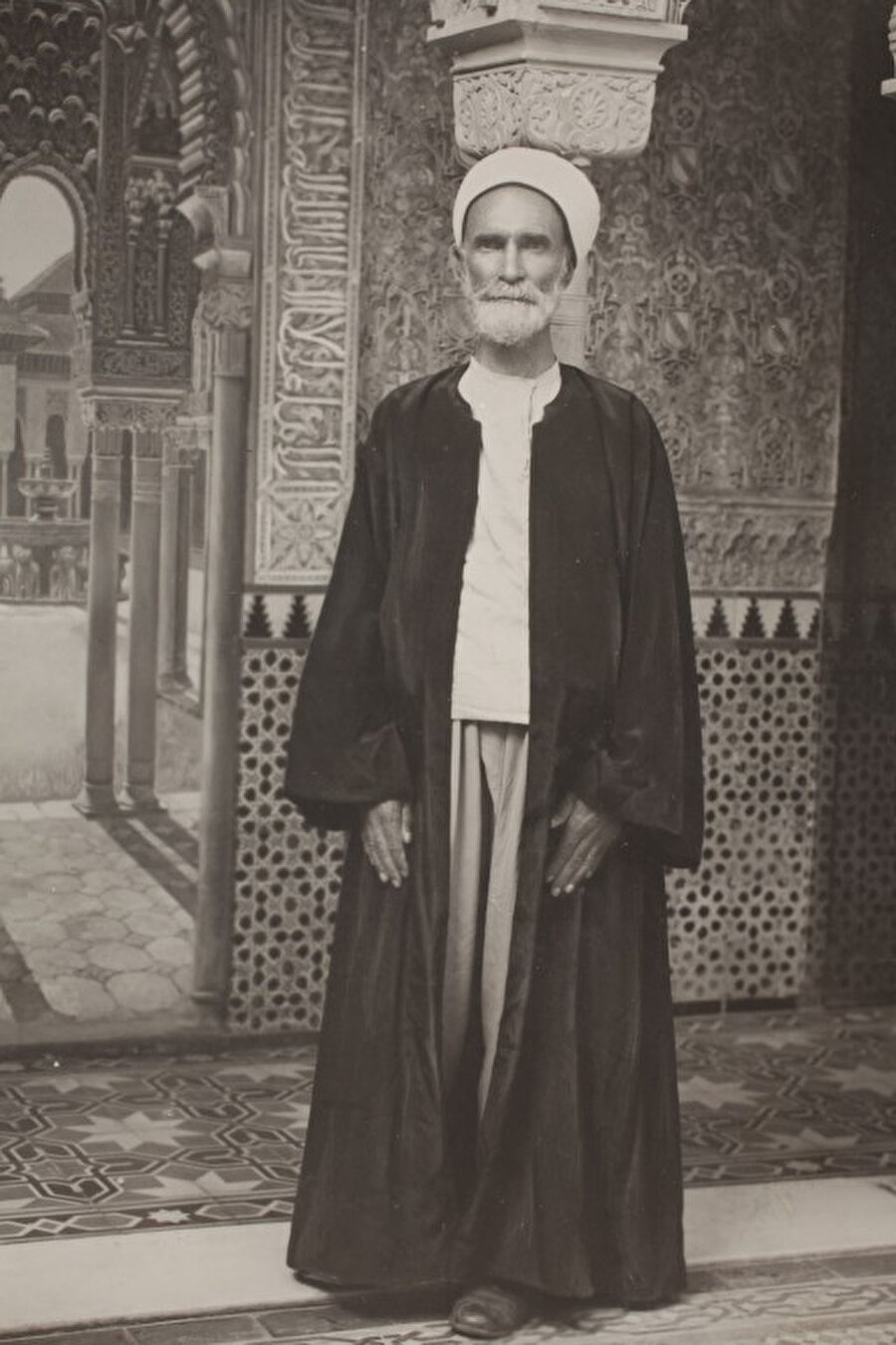 Şeyh Halîl el Hâlidî, Elhamra Sarayı'nı ziyareti sırasında.