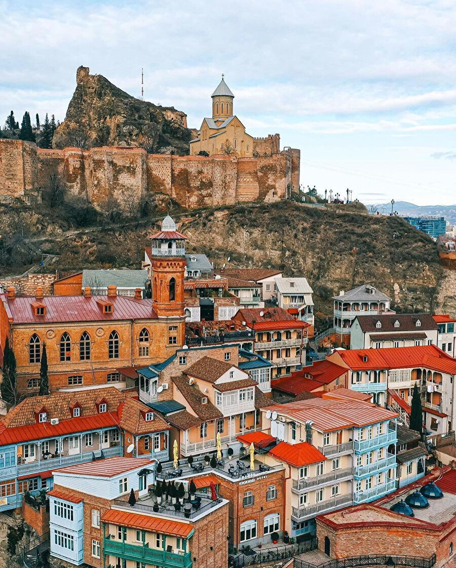 Yeniden başlamayı bilenlerin şehri, Tiflis ☀⠀