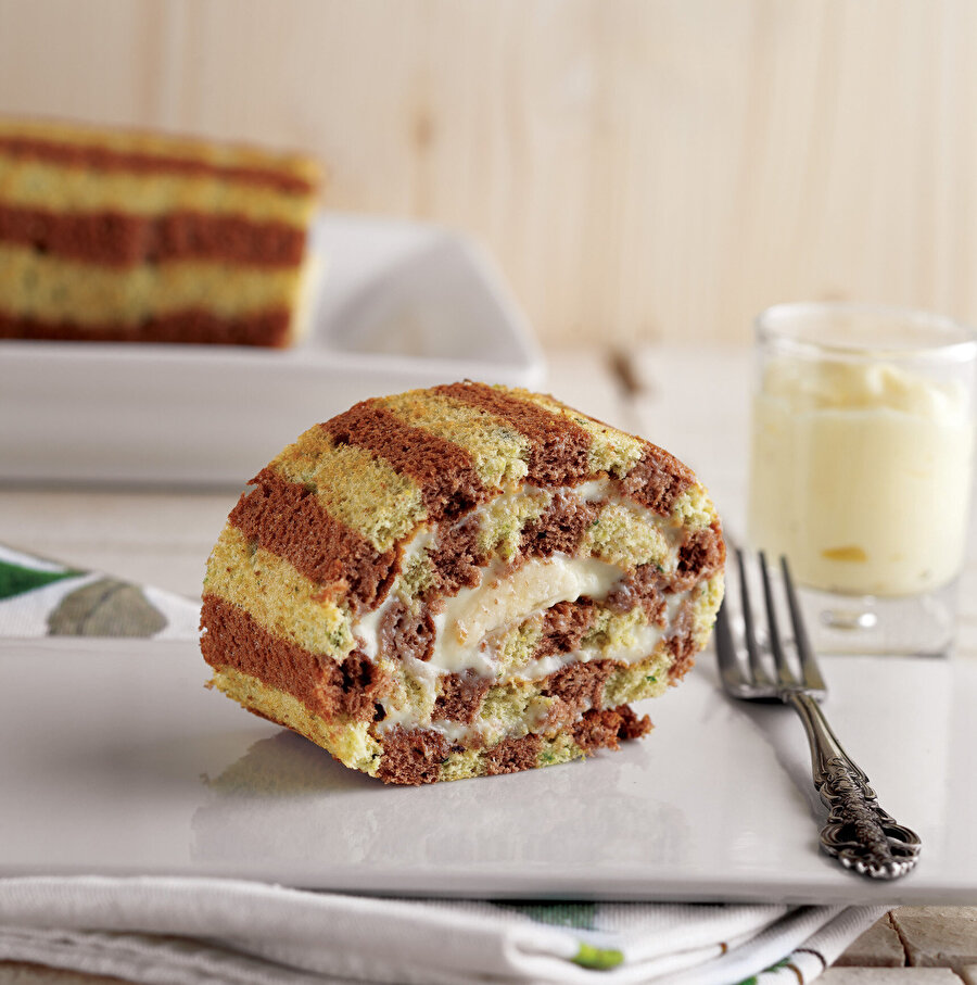 Ispanaklı Muzlu Pasta tarifi