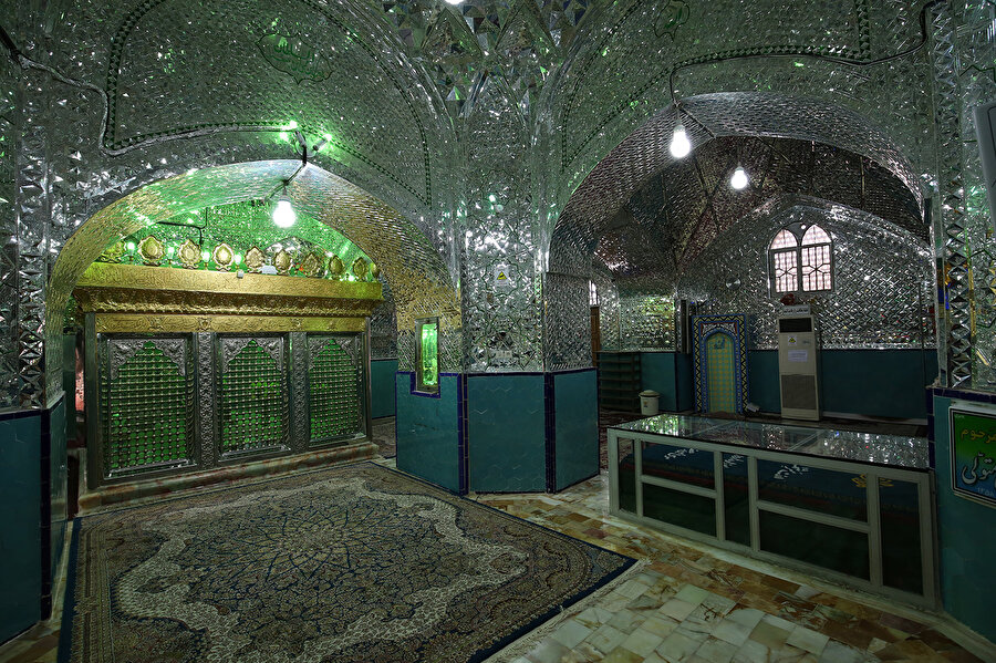 İsfahan’da yer alan bir imamzâde türbesi.