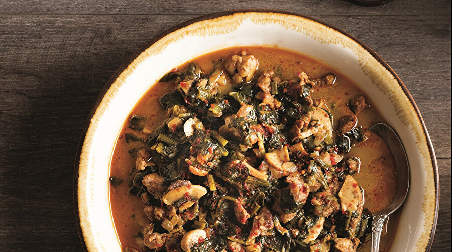 Mantarlı Etli Ispanak