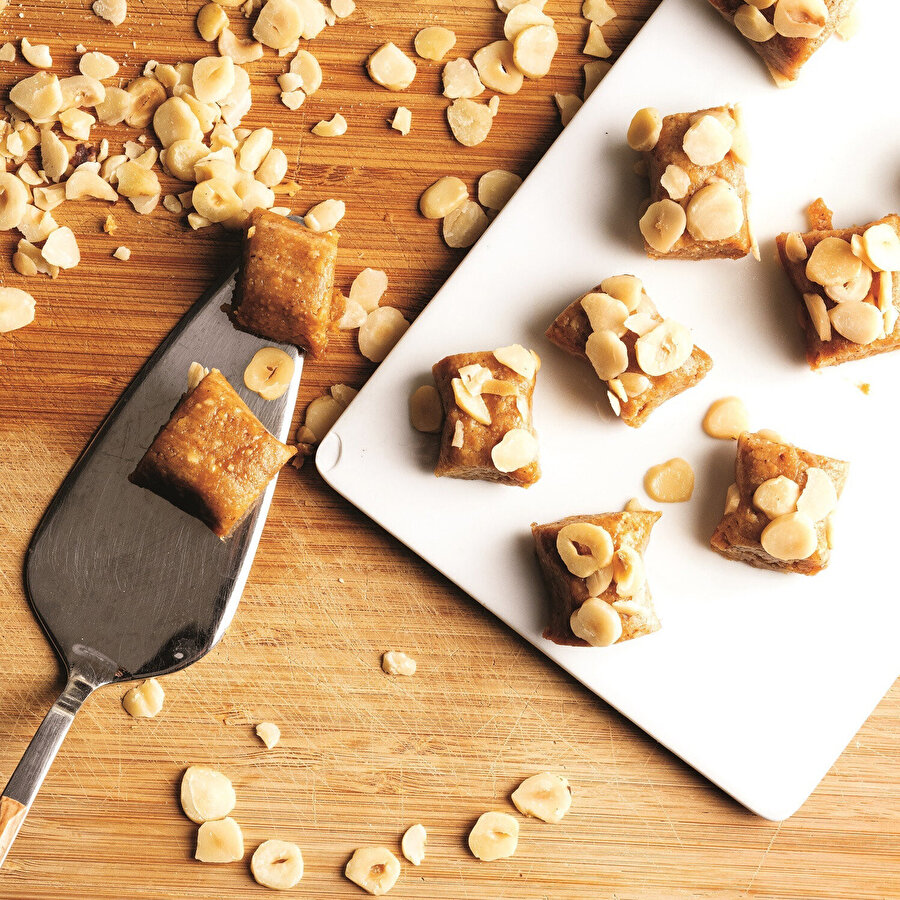 Keçiboynuzlu Fındık Ezmesi