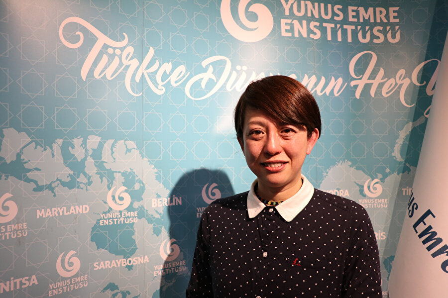 Fumiko 2014’ten beri Yunus Emre Enstitüsü Tokyo’da tezhip ve ebru eğitimlerine devam ediyor.