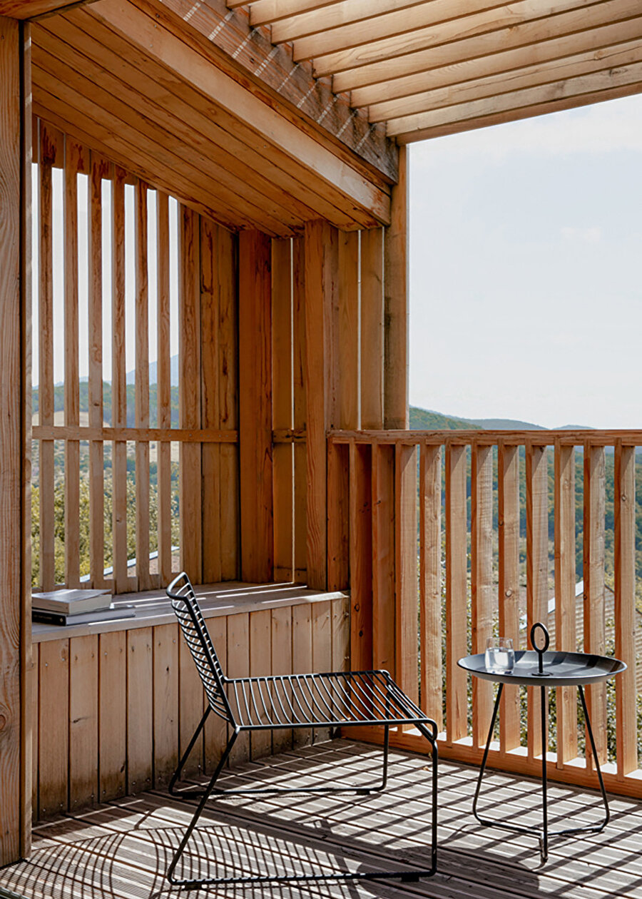 Grass ve Fjell kabinlerinde balkonlar da bulunuyor.