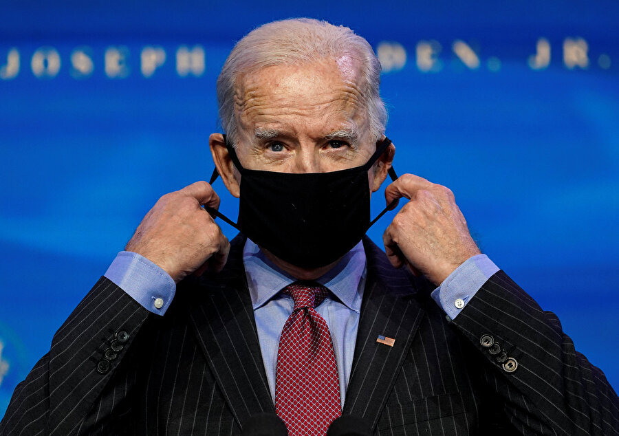 Senatör ve başkan yardımcısı olarak 50 yıl boyunca İsrail'in destekçisi ve tutarlı bir müttefiki olan Biden’a ayrı bir yer açıyorum. Onun ailesinde çok Yahudi bulunuyor. Çünkü üç çocuğu da Yahudiler ile evli.”