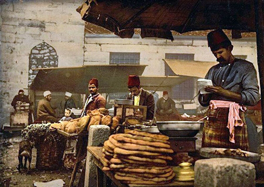 Ekmek Osmanlı'da her daim temel besin kaynağı idi.