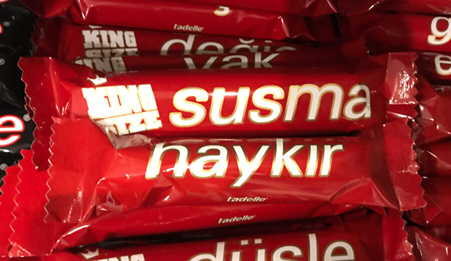 Göbekliler vardır​