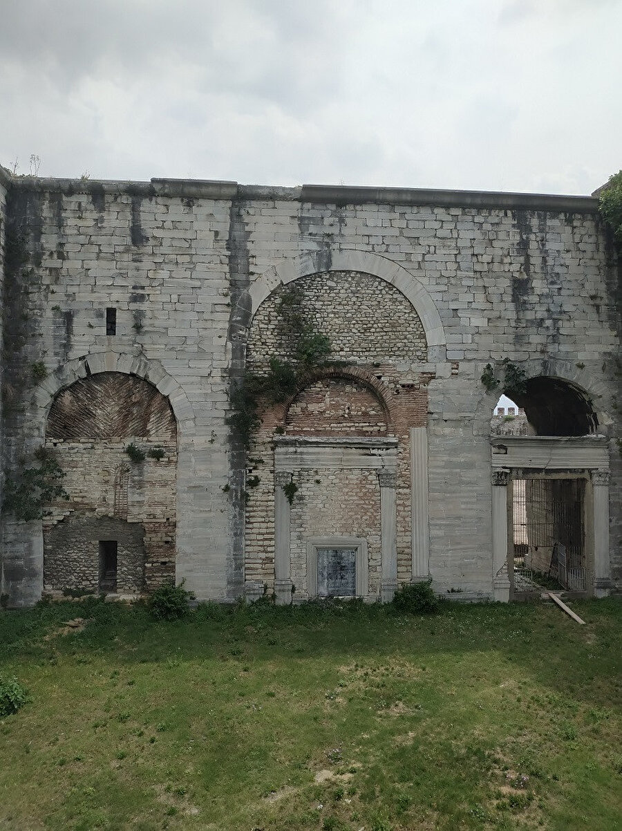 Altın Kapı, Yedikule Zindanları.