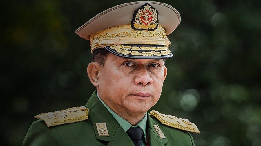 Devlet başkanlığı görevini Genelkurmay Başkanı General Min Aung Hlaing devraldı.