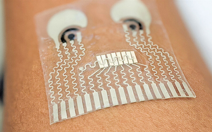 Nanoteknoloji ile üretilen küçük bir bant sayesinde vücuttaki değişimler anlık takip edilebilecek