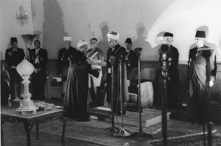 Ürdün Kralı Abdullah'ın tahta çıkışı, 25 Mayıs 1946.