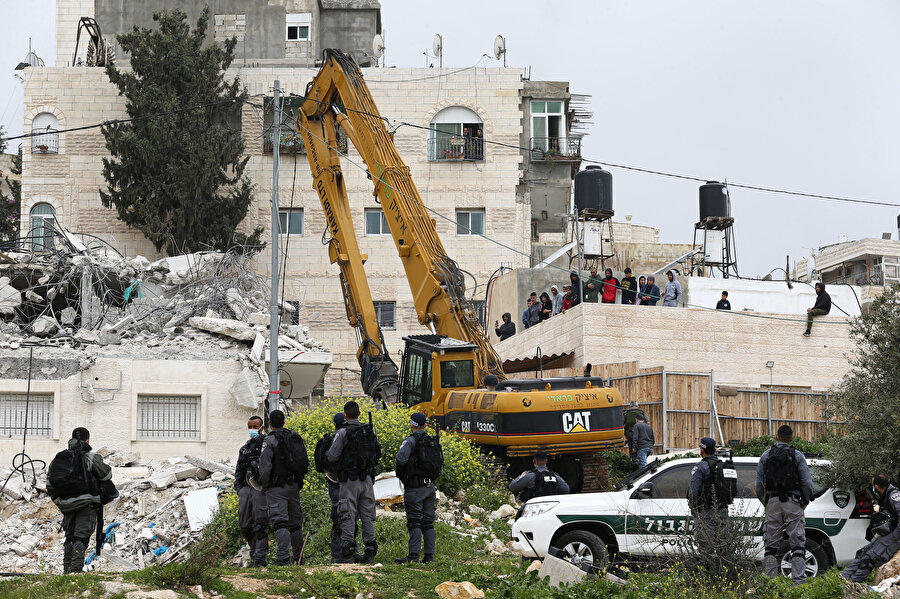 İsrail makamları, 2020 yılında Doğu Kudüs'te onlarca evi "ruhsatsız" olduğu gerekçesiyle yıktı.