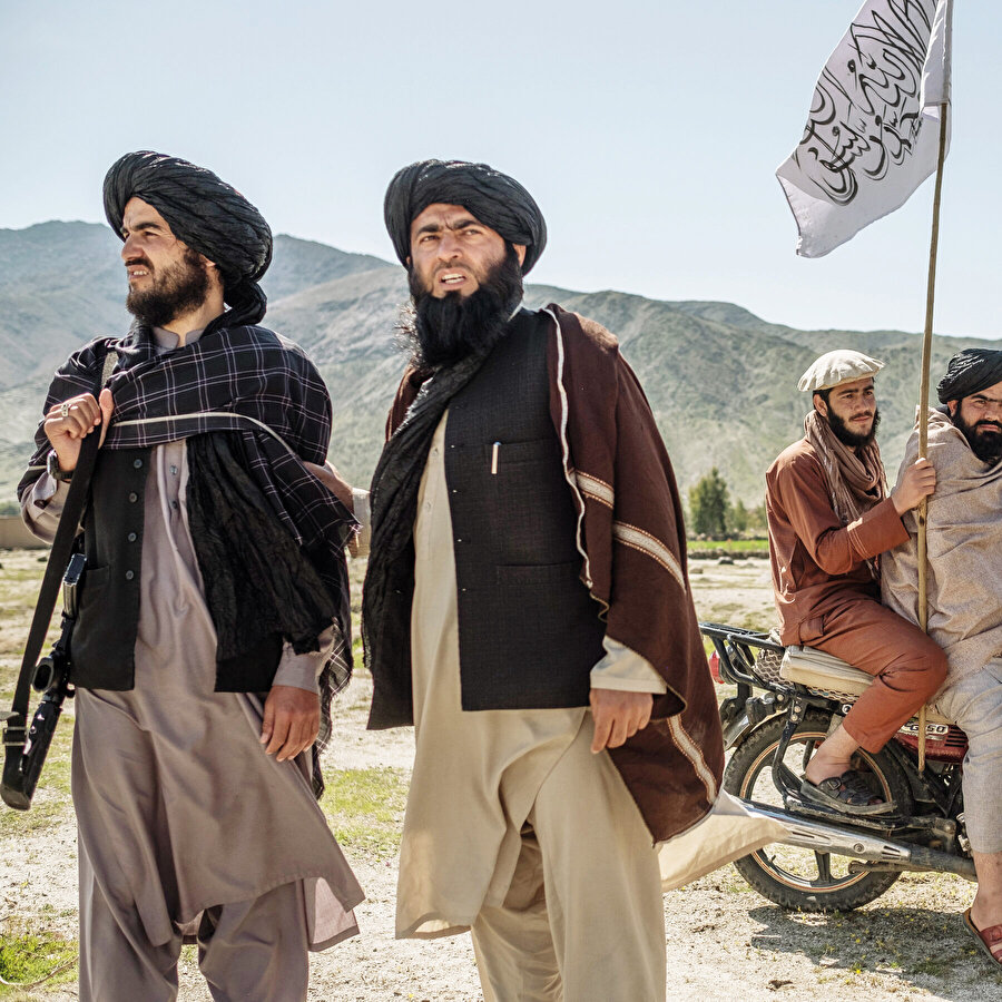 Taliban, yabancılar çekildiğinde Kabil hükümetini bekleyen şeyi göstermek için fazlasıyla aceleci. 