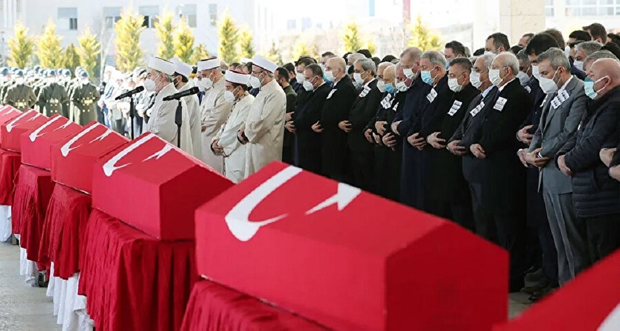 Devlet erkanı cenaze törenine katıldı