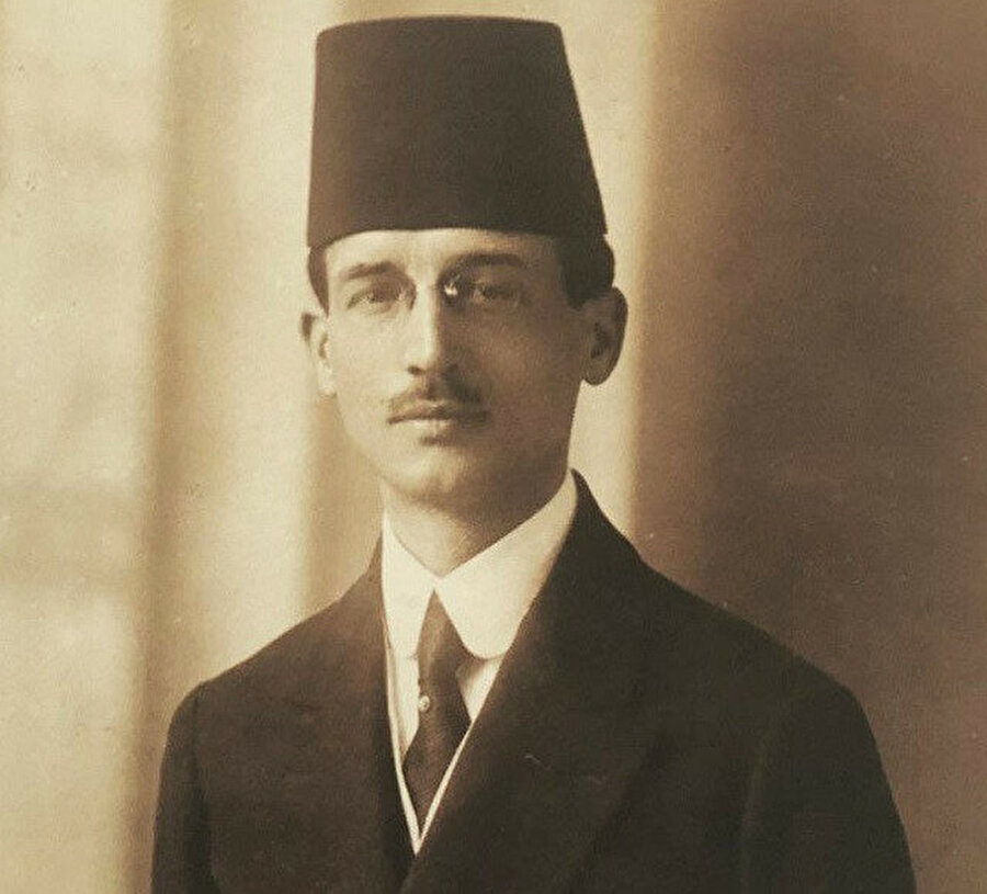 Velid Ebüzziya