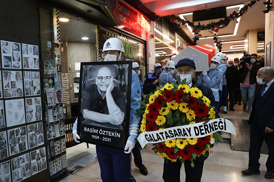 Usta sanatçı Rasim Öztekin'e veda
