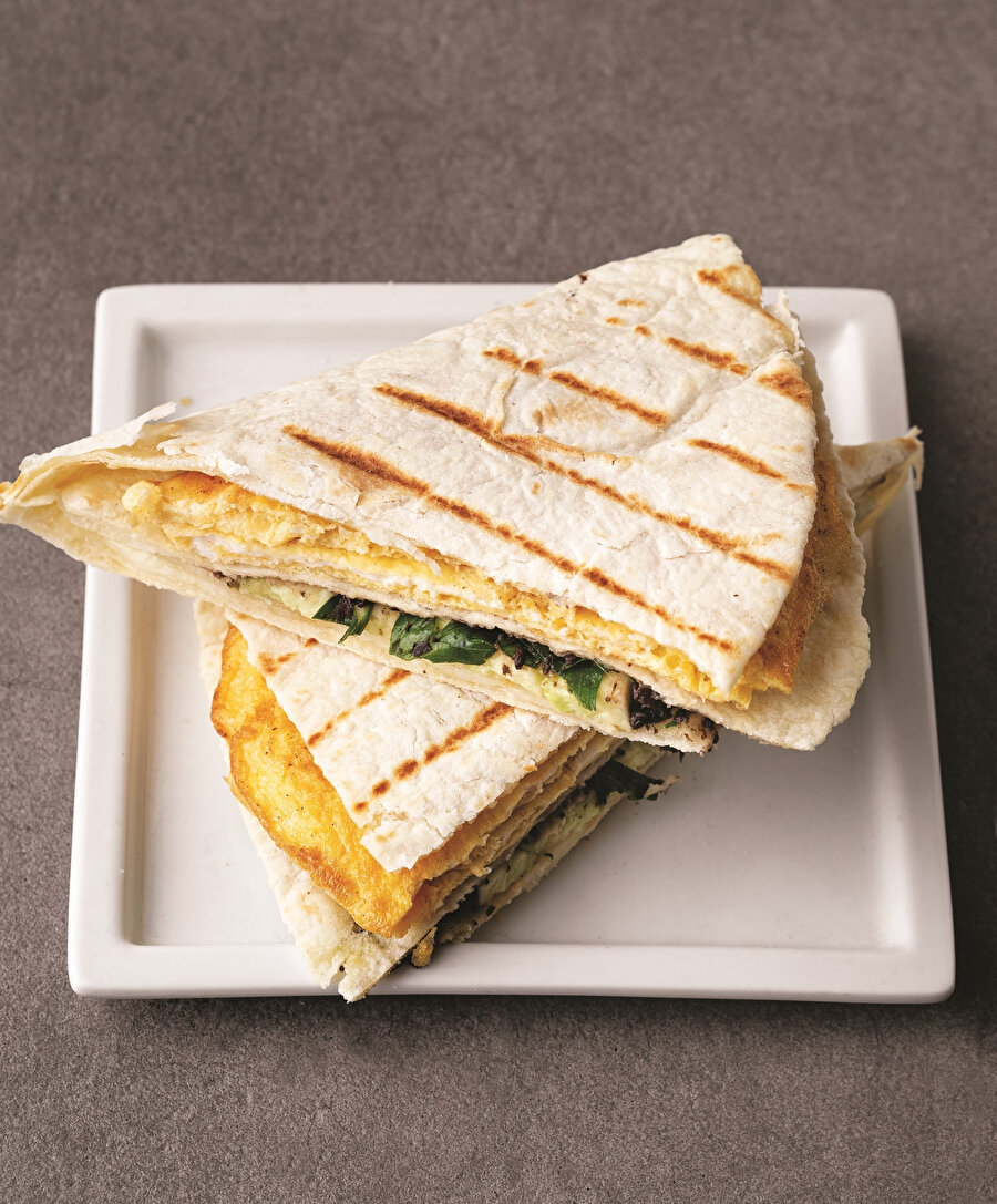 Yumurtalı Lavaş Katlama