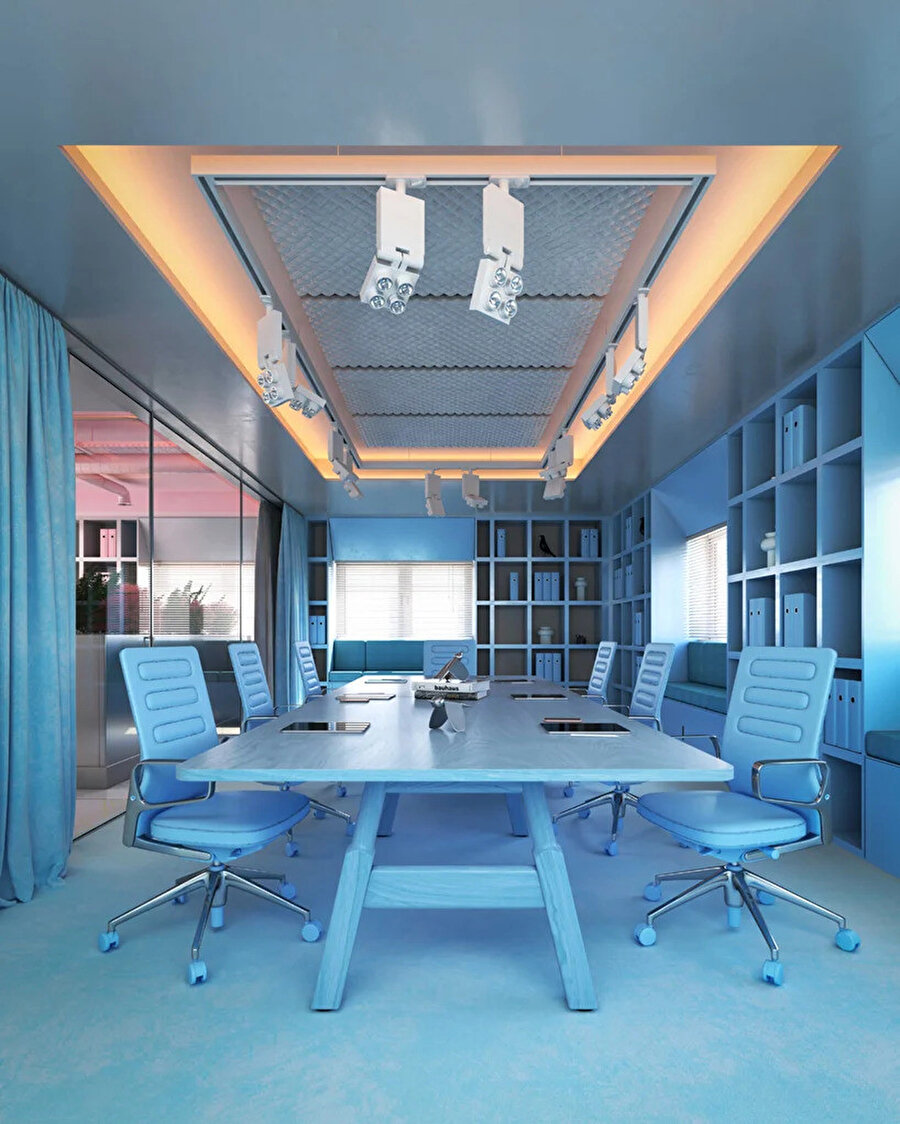 Mavi toplantı odası.