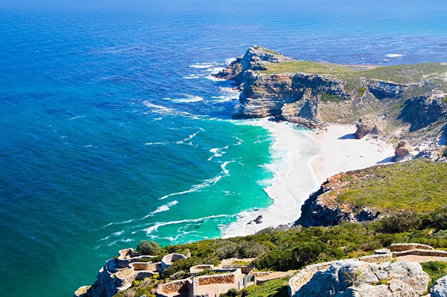 Cape Town Güney Afrika'daki en eski şehirdir.