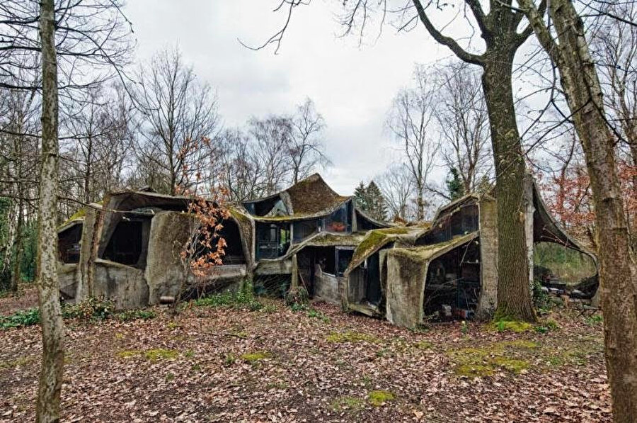 Heykel Ev/ Sculpture House, Jacques Gillet.