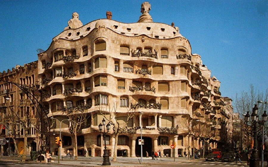 Casa Mila, Antoni Gaudi, Barselona.