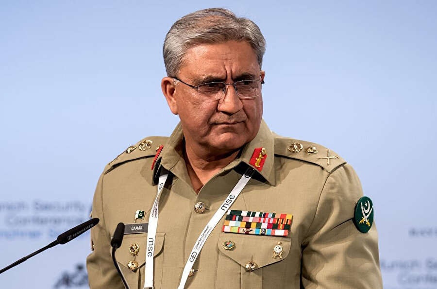 Pakistan Kara Kuvvetleri Komutanı Orgeneral Kamar Cavid Bacva.