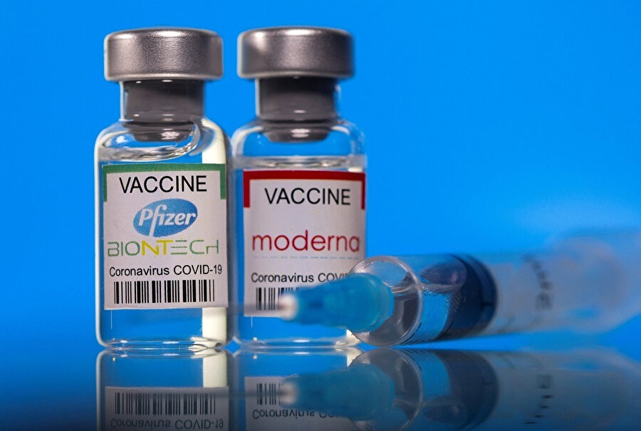 Pfizer ve Moderna aşıları ikinci dozdan sonra yüzde 90 etkili