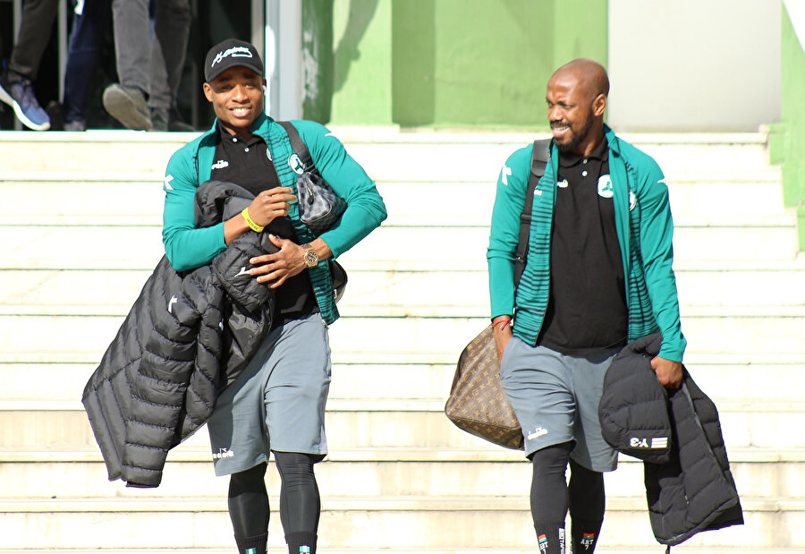 GZT Giresunsporlu futbolcu Traore'nin evine hırsız girdi.