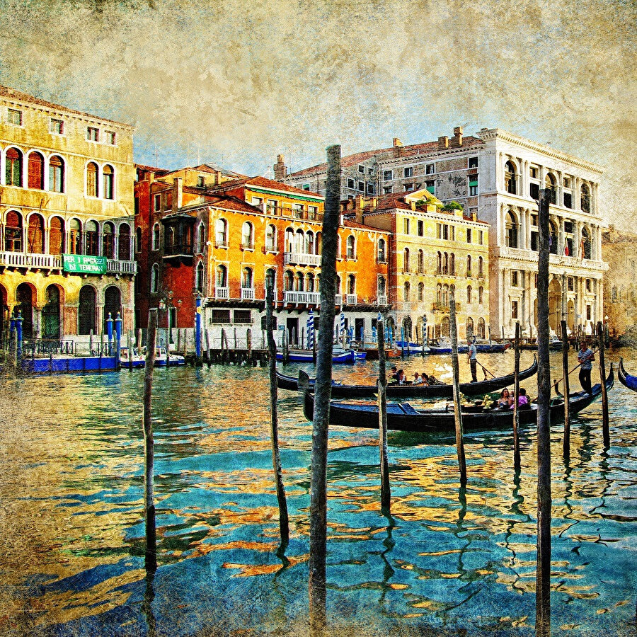 Venedik doğal güzelliği, mimarisi ve sanat eserleri ile ün yapmıştır. 