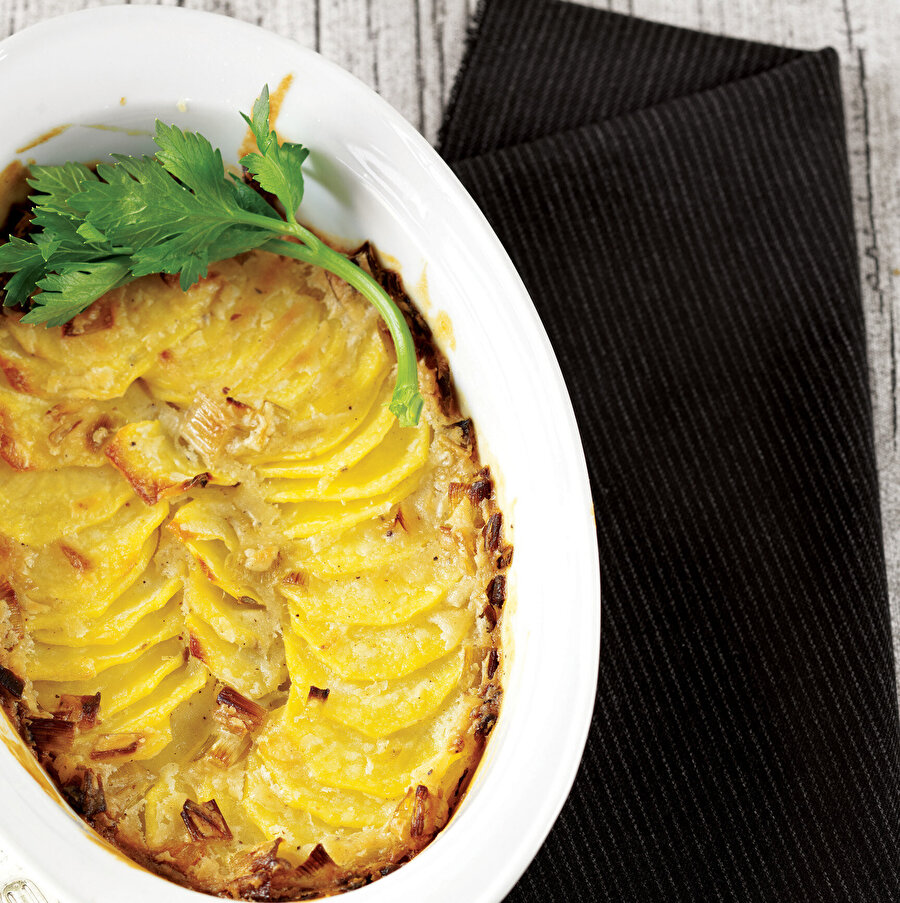 Pırasalı Patatesli Graten tarifi