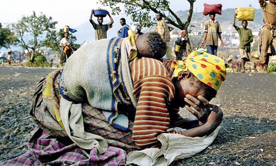 Batılılar tarafından ‘Burundi’ ve ‘Ruanda’ diye ikiye ayrılan topraklarda, patlamaya hazır bir bomba için geri sayım yapılıyordu. 