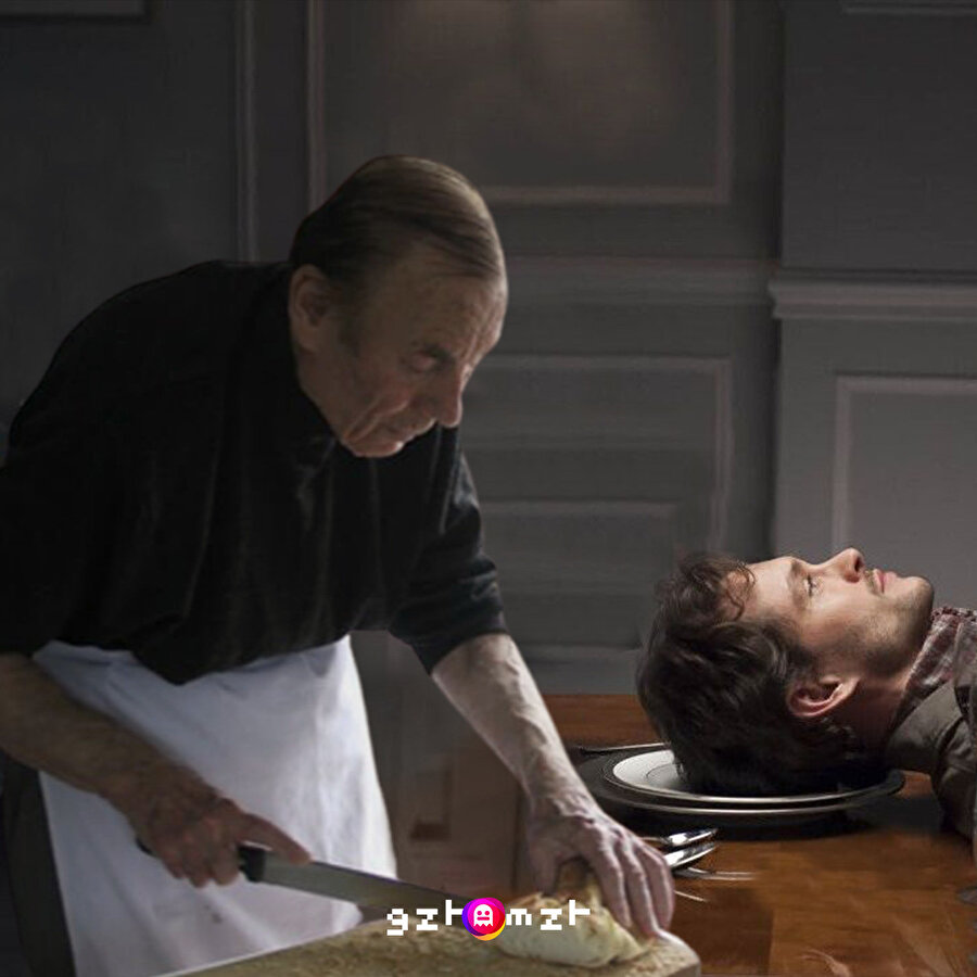 Bu Eşref amca Hannibal'da yaşıyor 90 yaşında 70 yıldır bu işi yapıyor ne de güzel hazırlıyor kurban olurum​