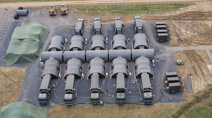 15 dakikada yüksek güvenlikli mobil askeri üs