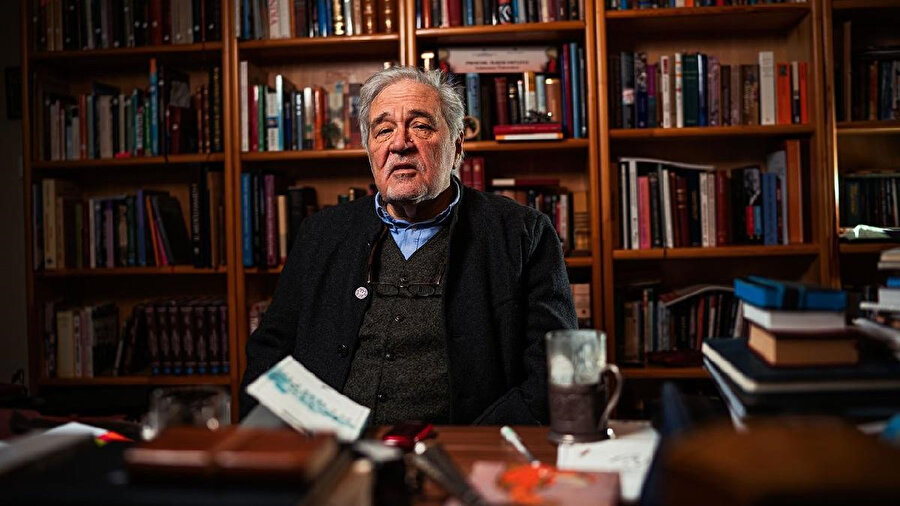 İlber Ortaylı